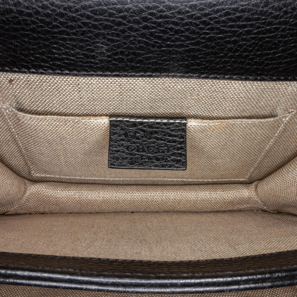 Gucci Interlocking G Dollar Crossbody Bag (SHG-lTzit0)