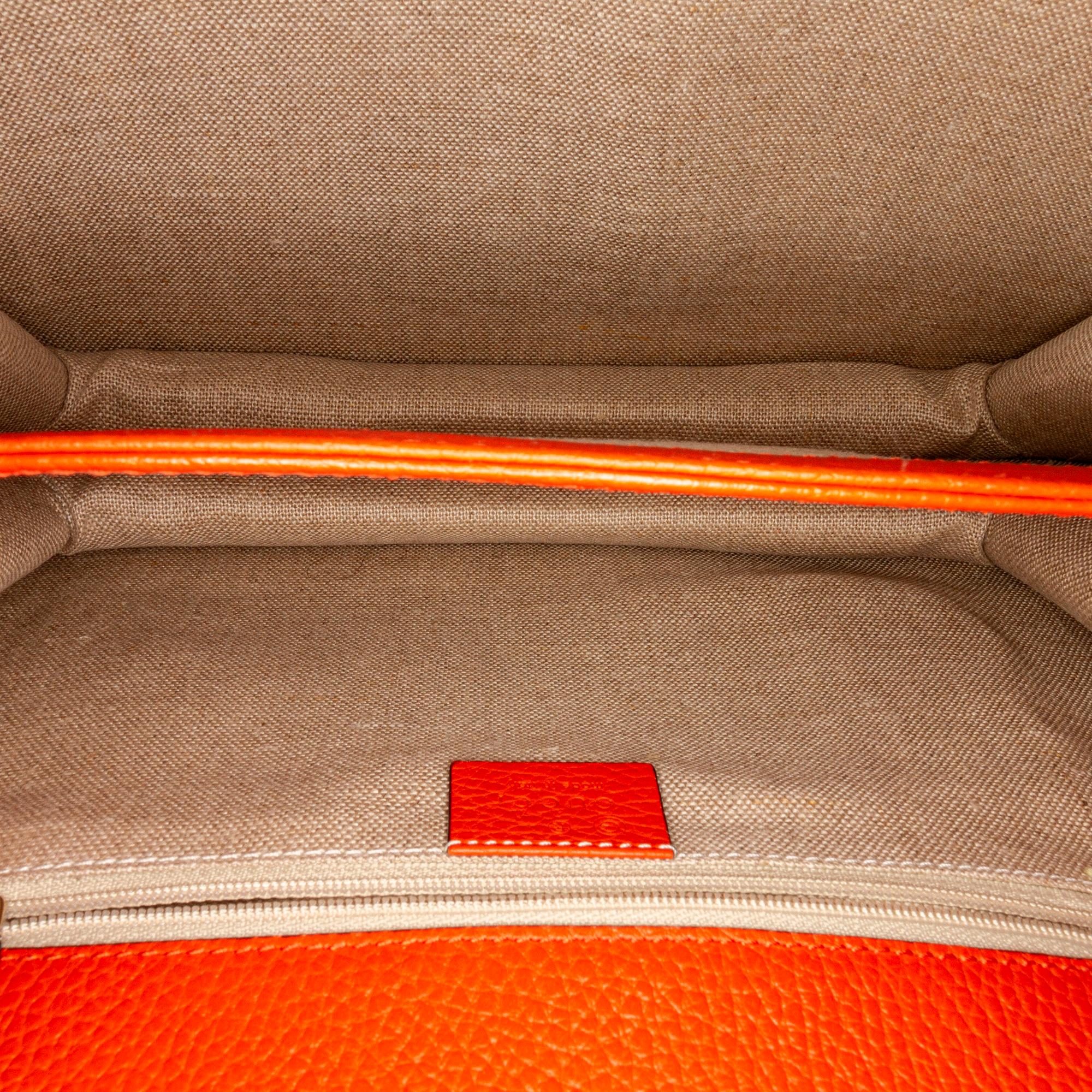 Gucci Interlocking G Leather Crossbody Bag (SHG-34488)