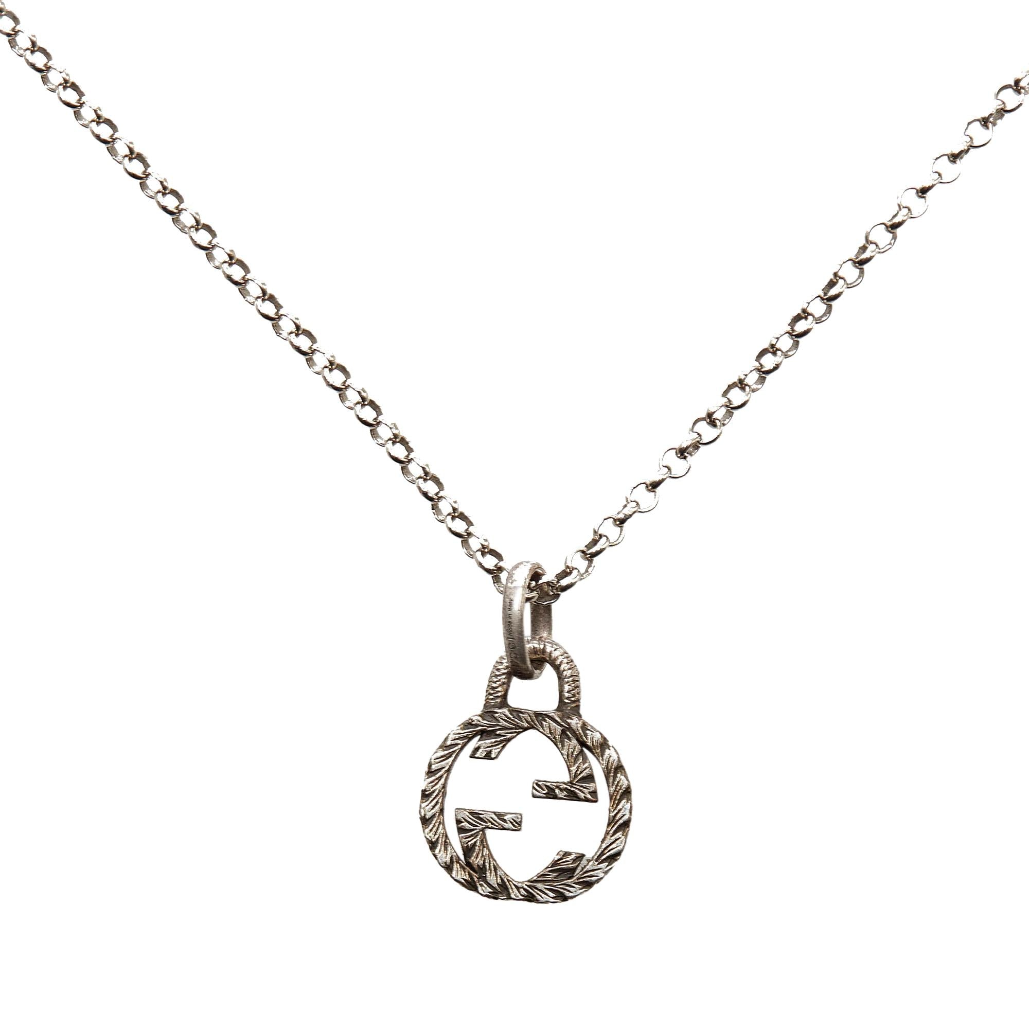 Gucci Interlocking G Pendant Necklace (SHG-L7FhEH)