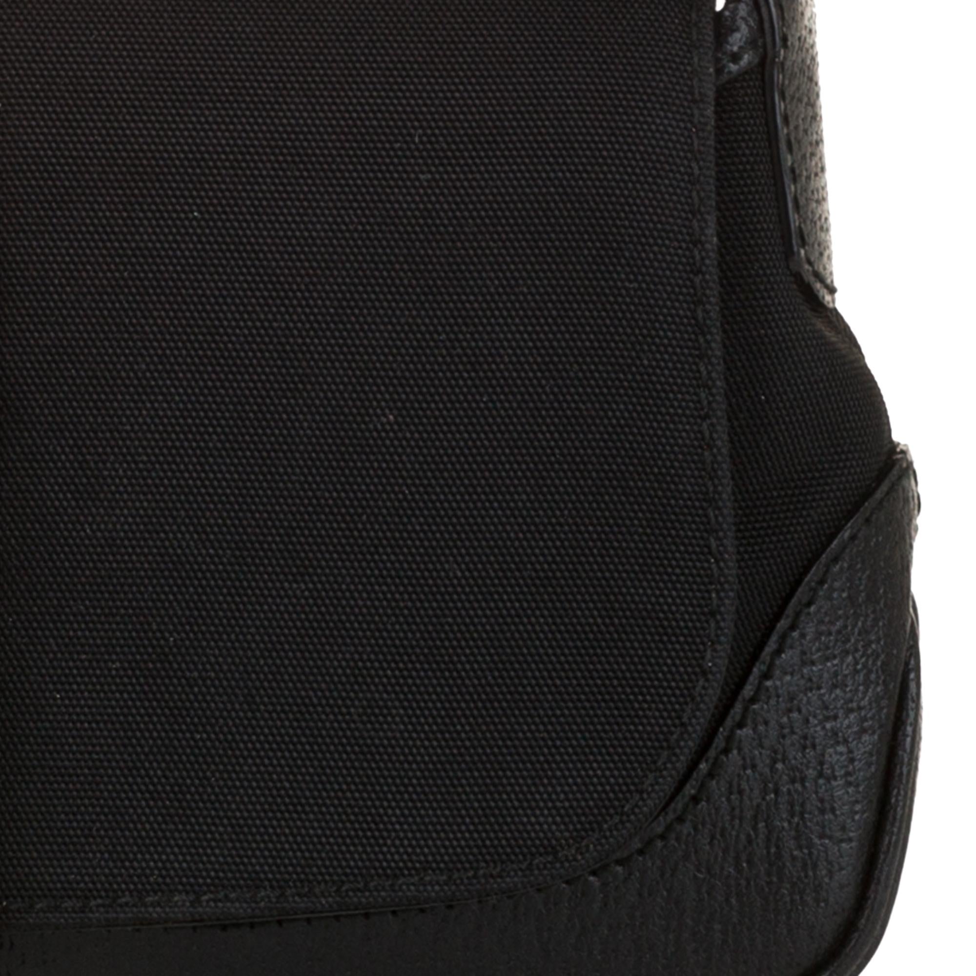Gucci Jackie Nylon Shoulder Bag (SHG-34491)