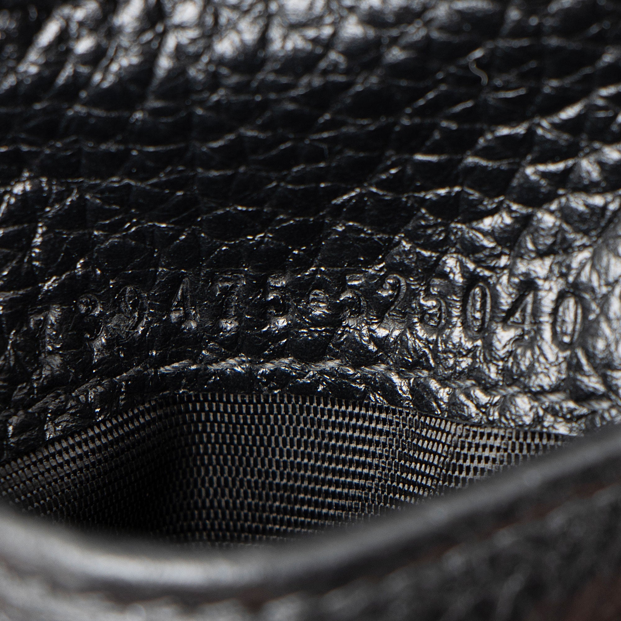 Gucci Jumbo GG Embossed Leather Bifold Wallet (SHF-mmlHGv)