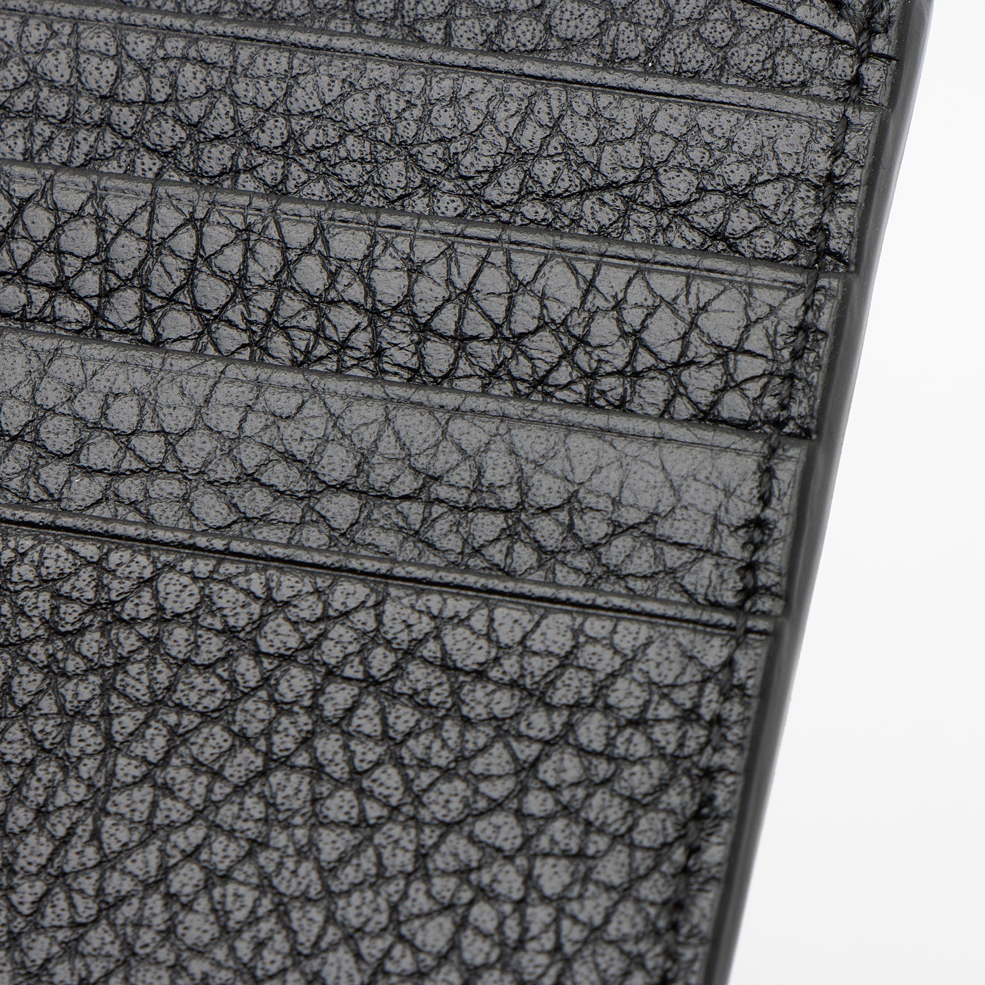 Gucci Jumbo GG Embossed Leather Bifold Wallet (SHF-mmlHGv)