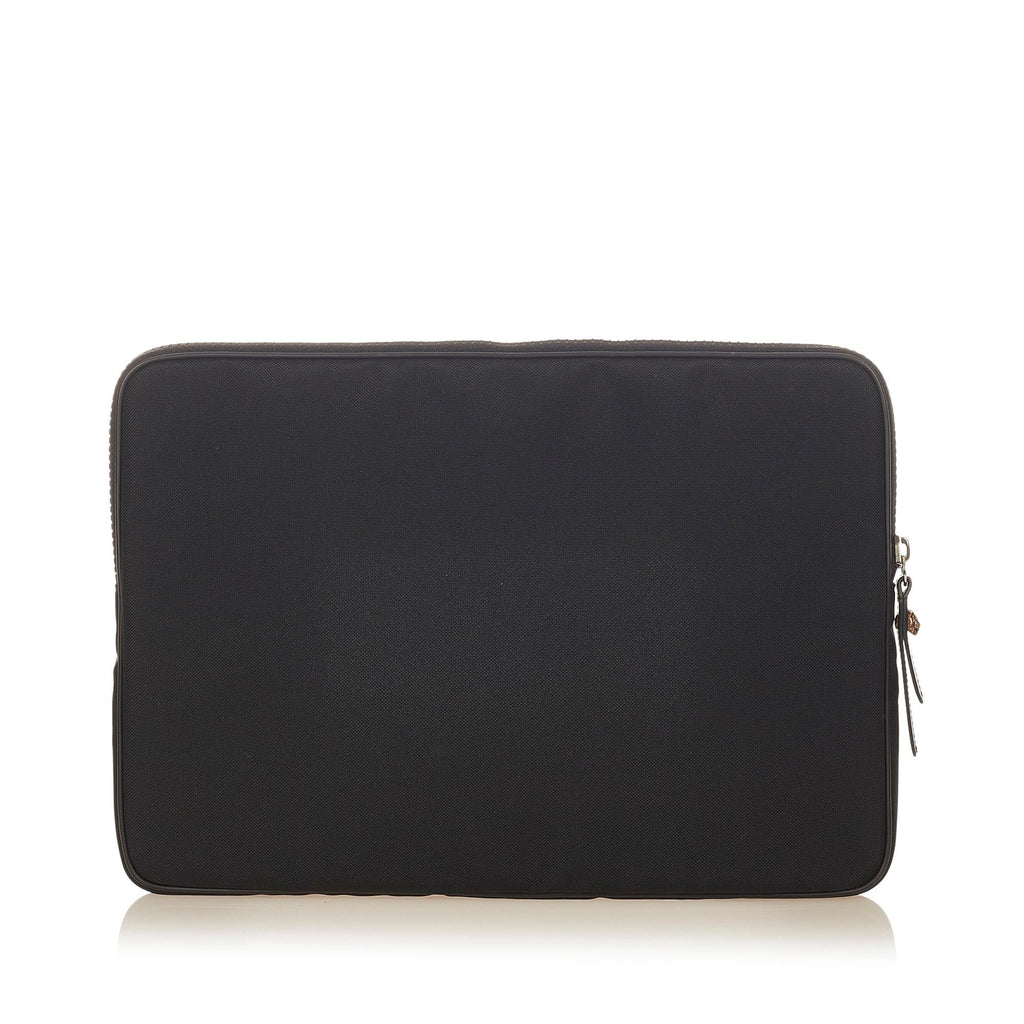 Gucci LAveugle Par Amour Nylon Clutch Bag (SHG-31918)
