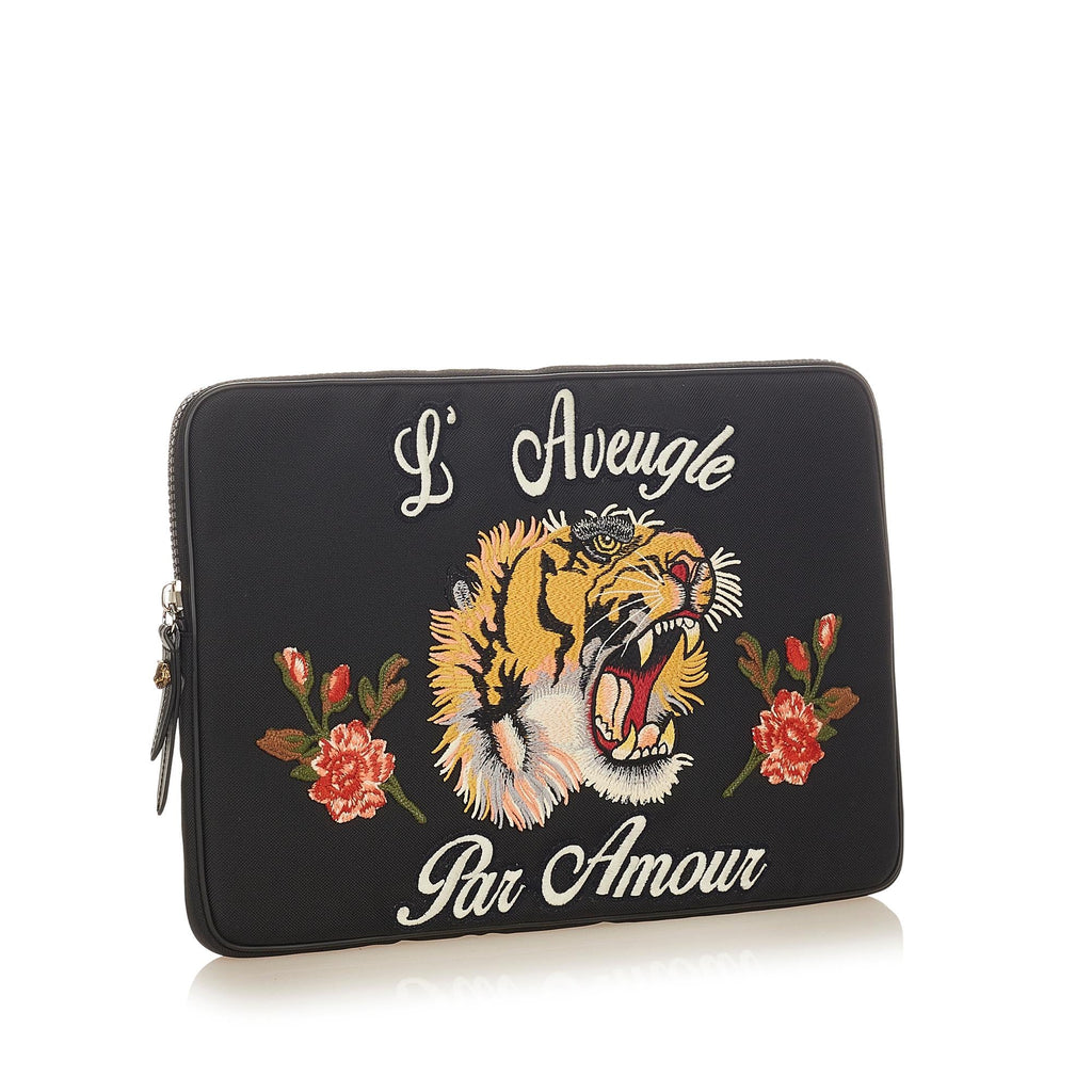 Gucci LAveugle Par Amour Nylon Clutch Bag (SHG-31918)