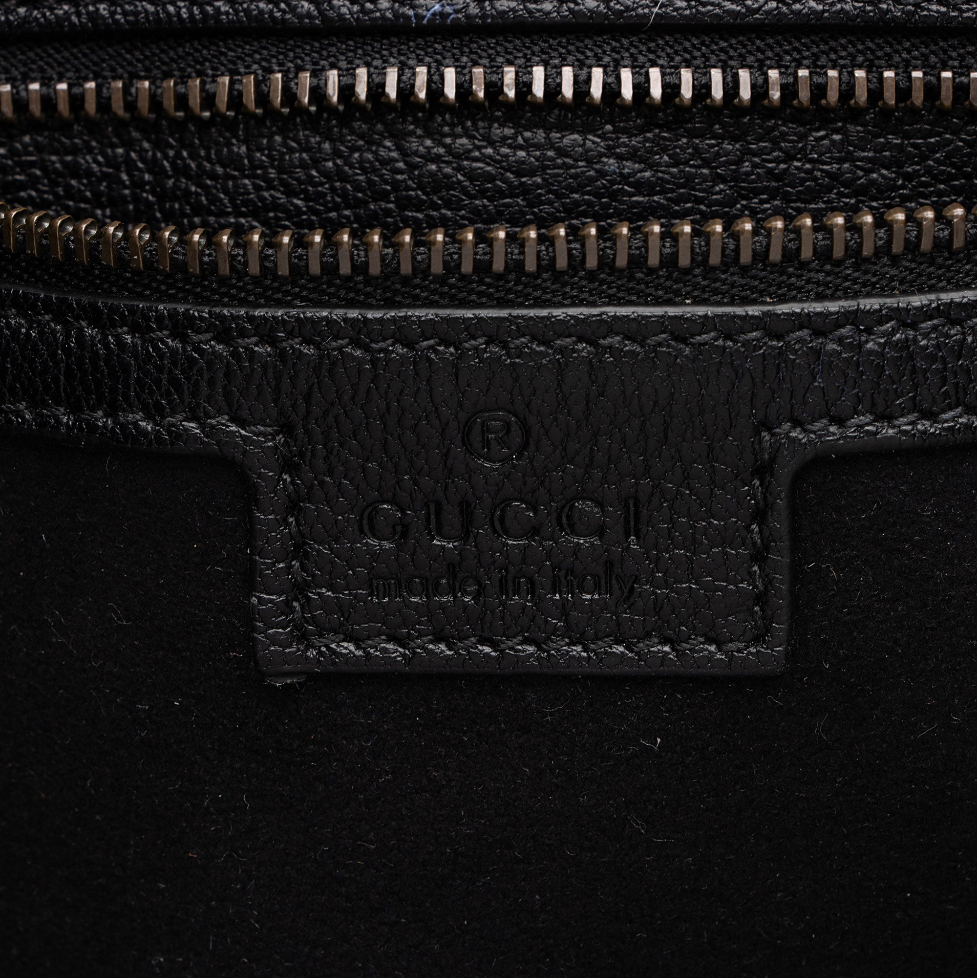 Gucci Leather Aphrodite Medium Shoulder Bag (SHF-yD5Aj9)