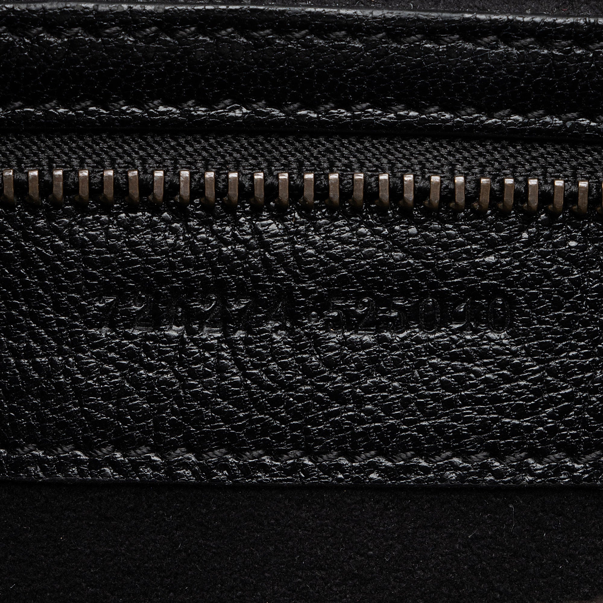 Gucci Leather Aphrodite Medium Shoulder Bag (SHF-YuLy0F)