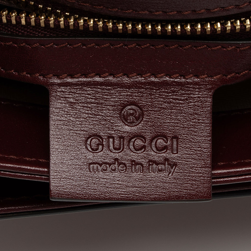 Gucci Leather Arli Small Shoulder Bag (SHF-w1SBSA)