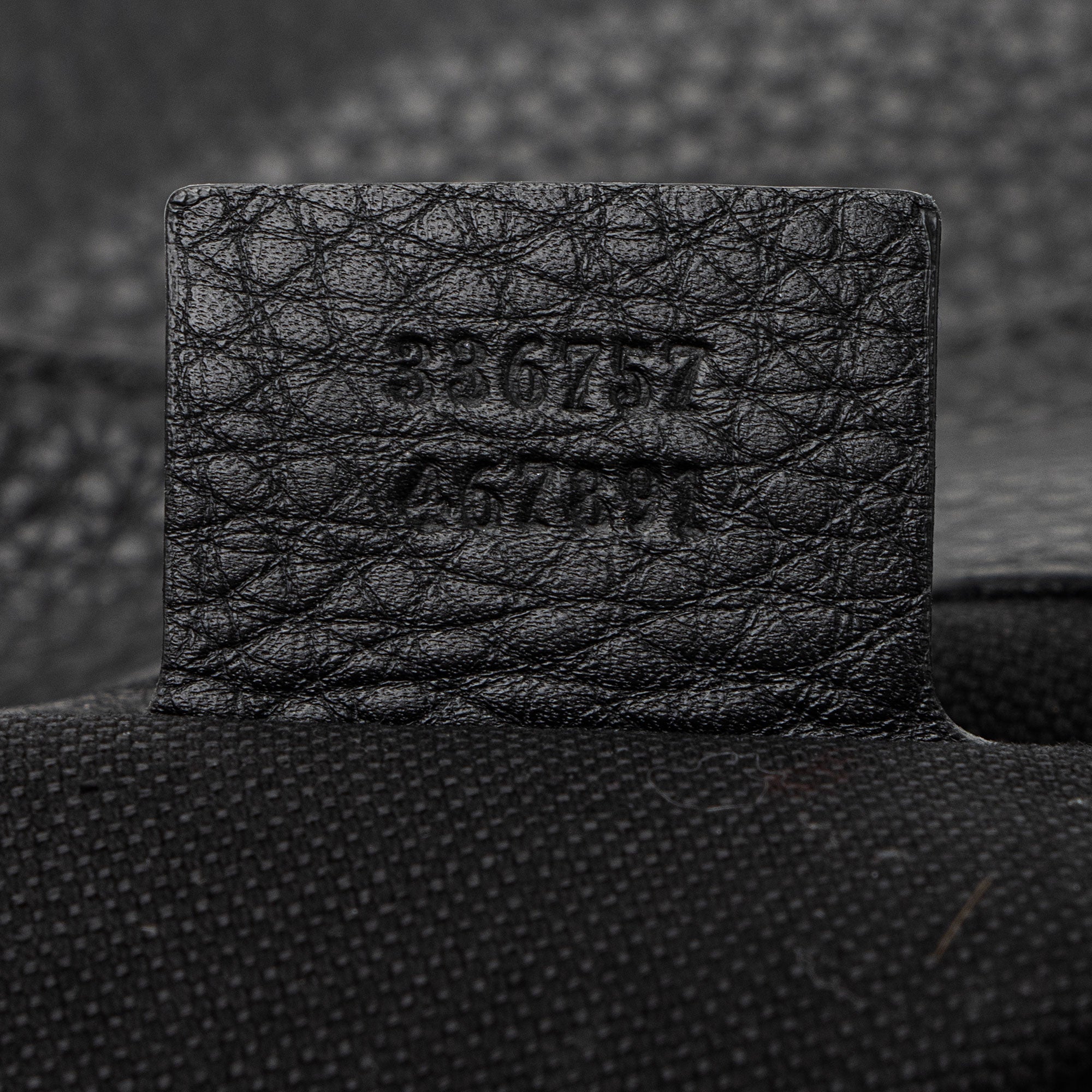 Gucci Leather Emily Shoulder Bag