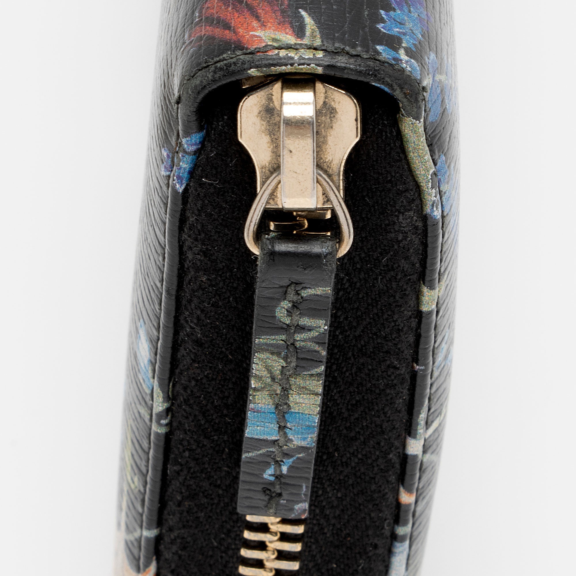 Gucci Leather Flora Knight Zip Around Wallet (SHF-GfjDtC)