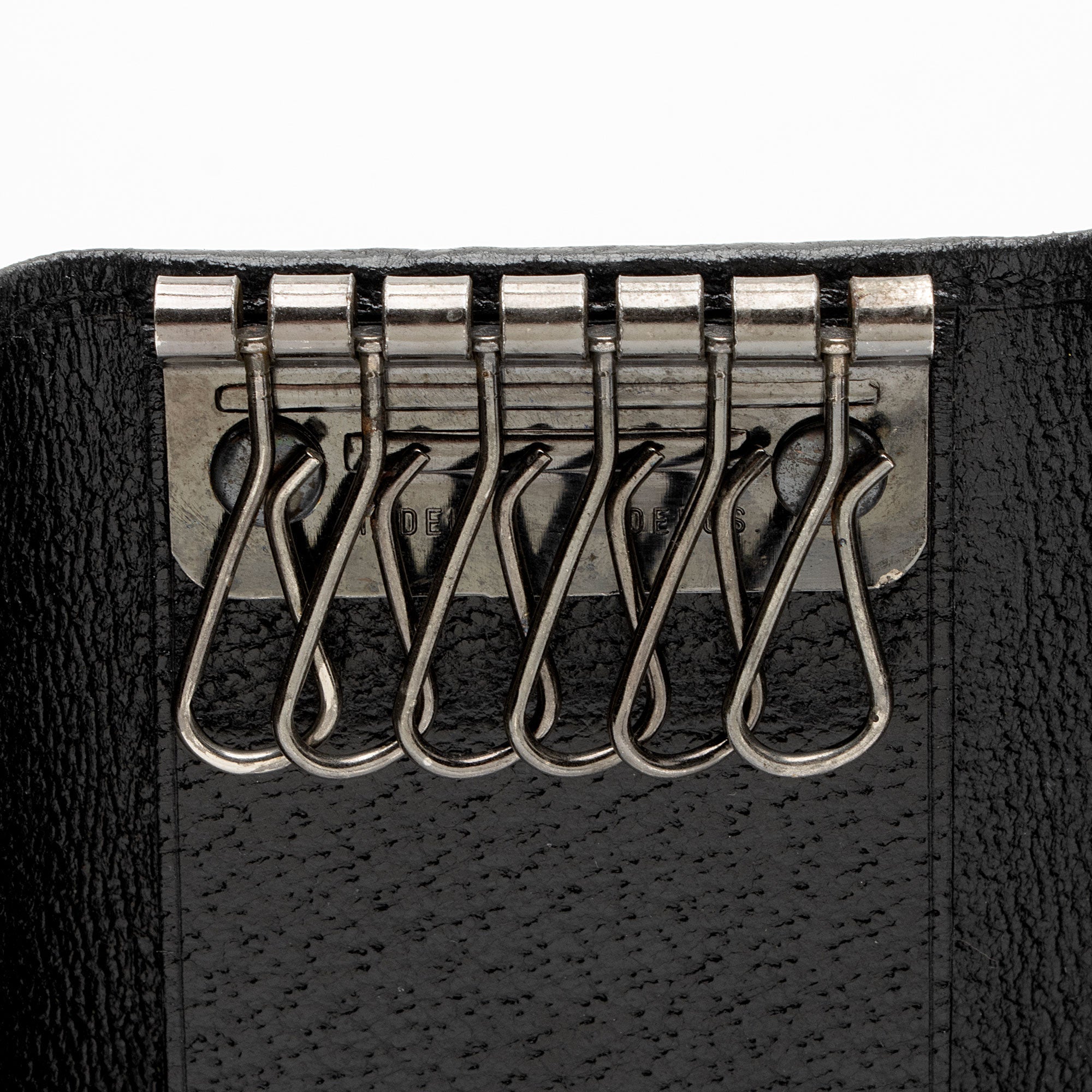 Gucci Leather G Key Holder (SHF-UQD8kv)