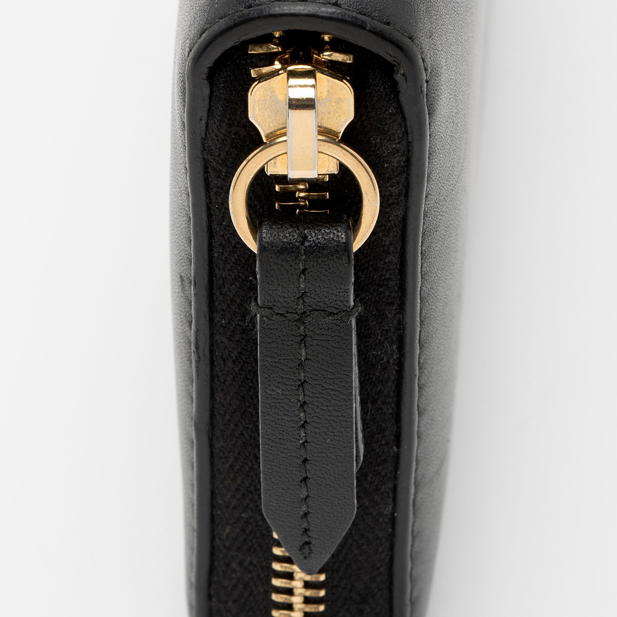 Gucci Leather GG Bow Zip Around Wallet (SHF-fr8dTS)