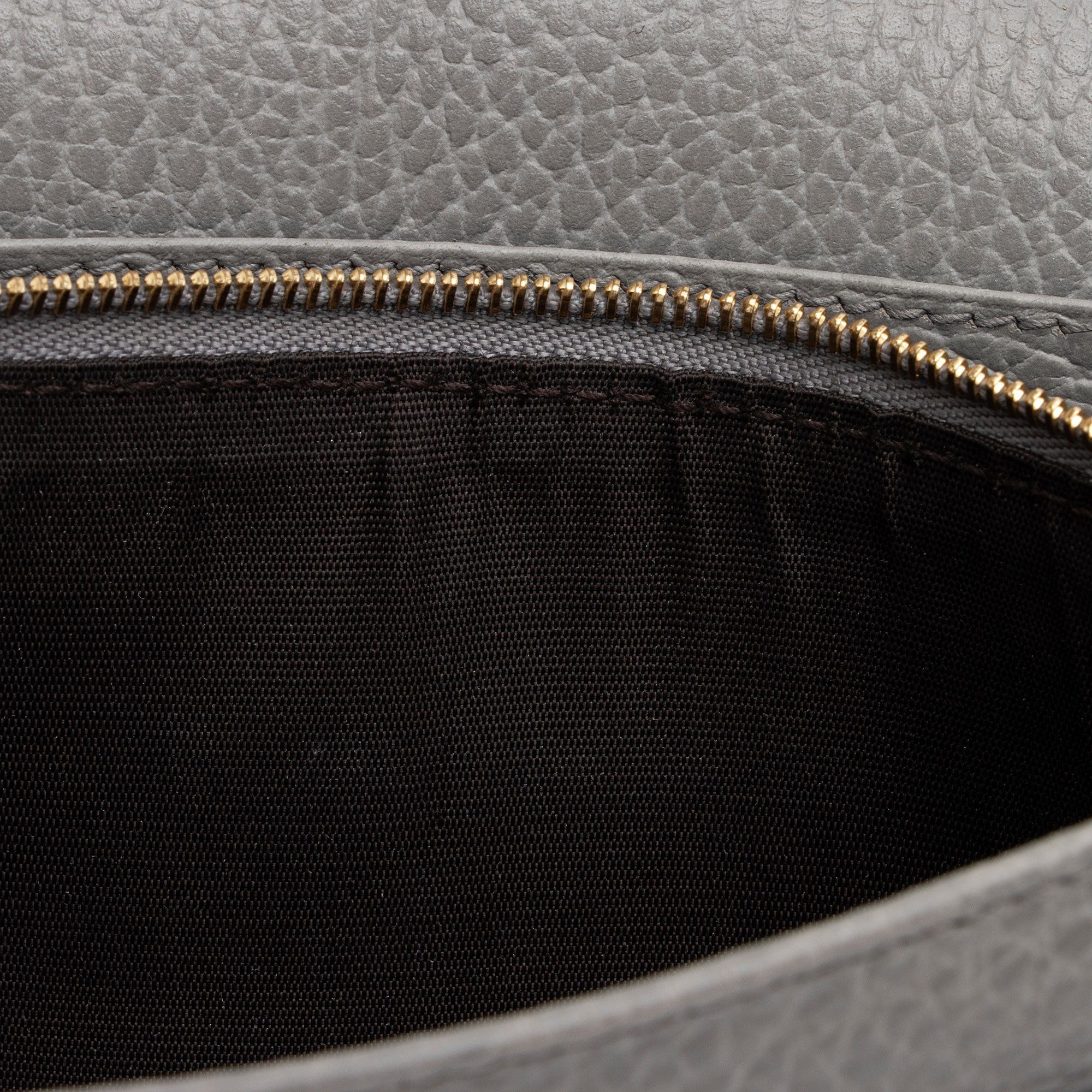 Gucci Leather GG Marmont Mini Chain Bag (SHF-xtqH5g)