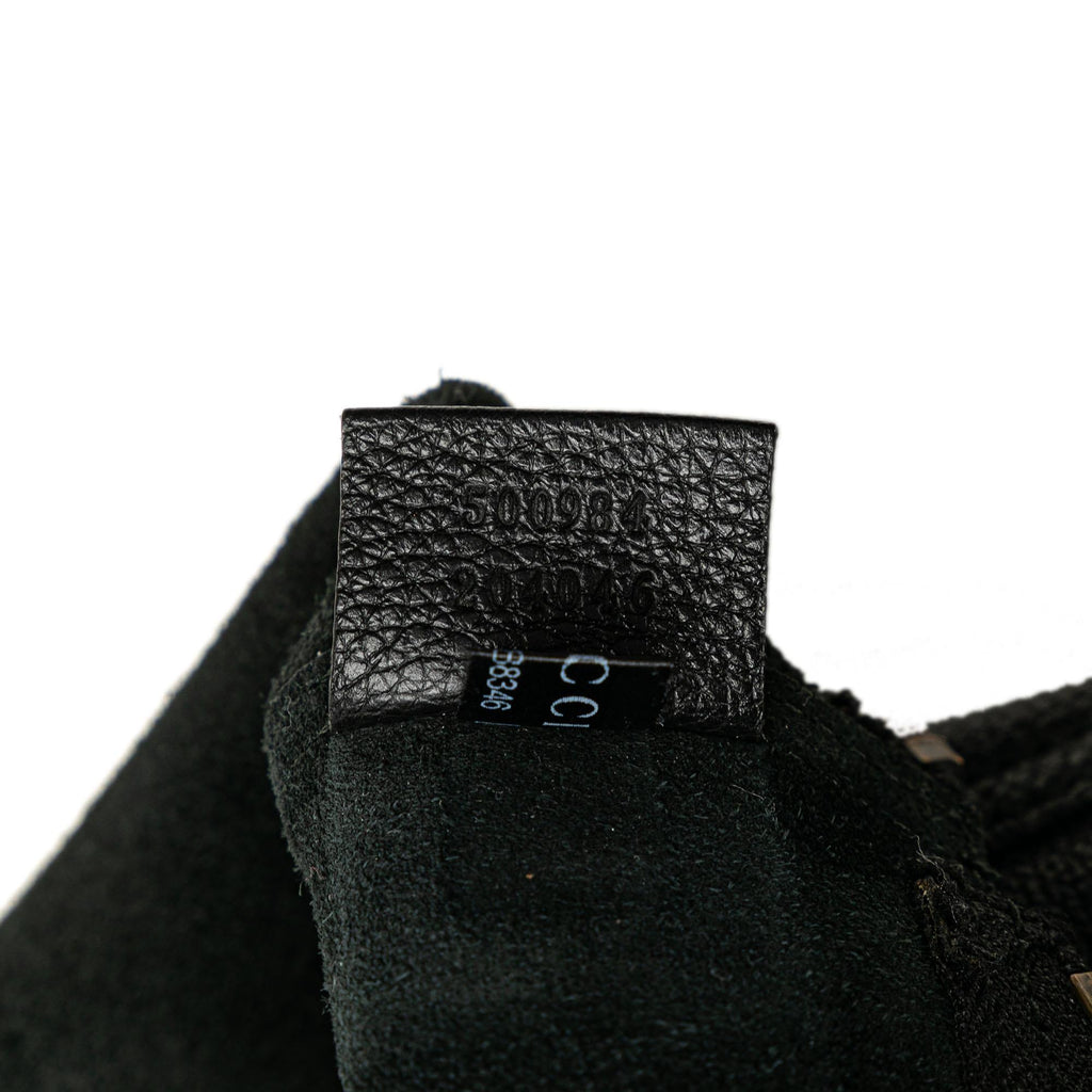 Gucci Leather Gucci Logo Clutch Bag (SHG-0B9RCU)