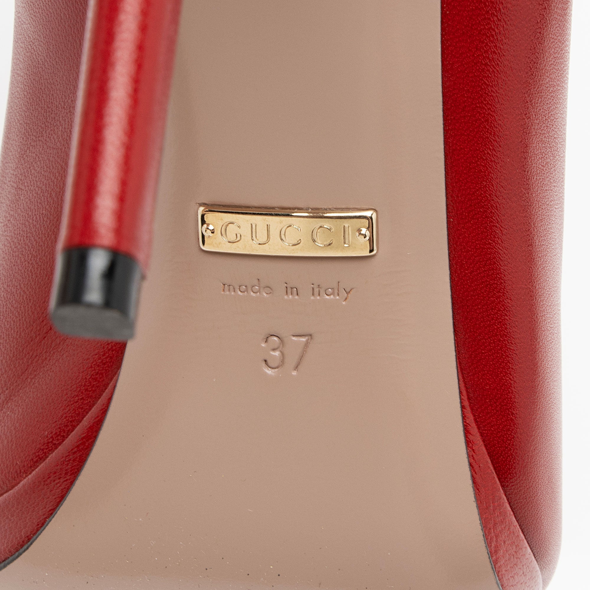 Gucci Leather Horsebit Peep Toe Pumps - Size 7 / 37 (SHF-AxyIGd)