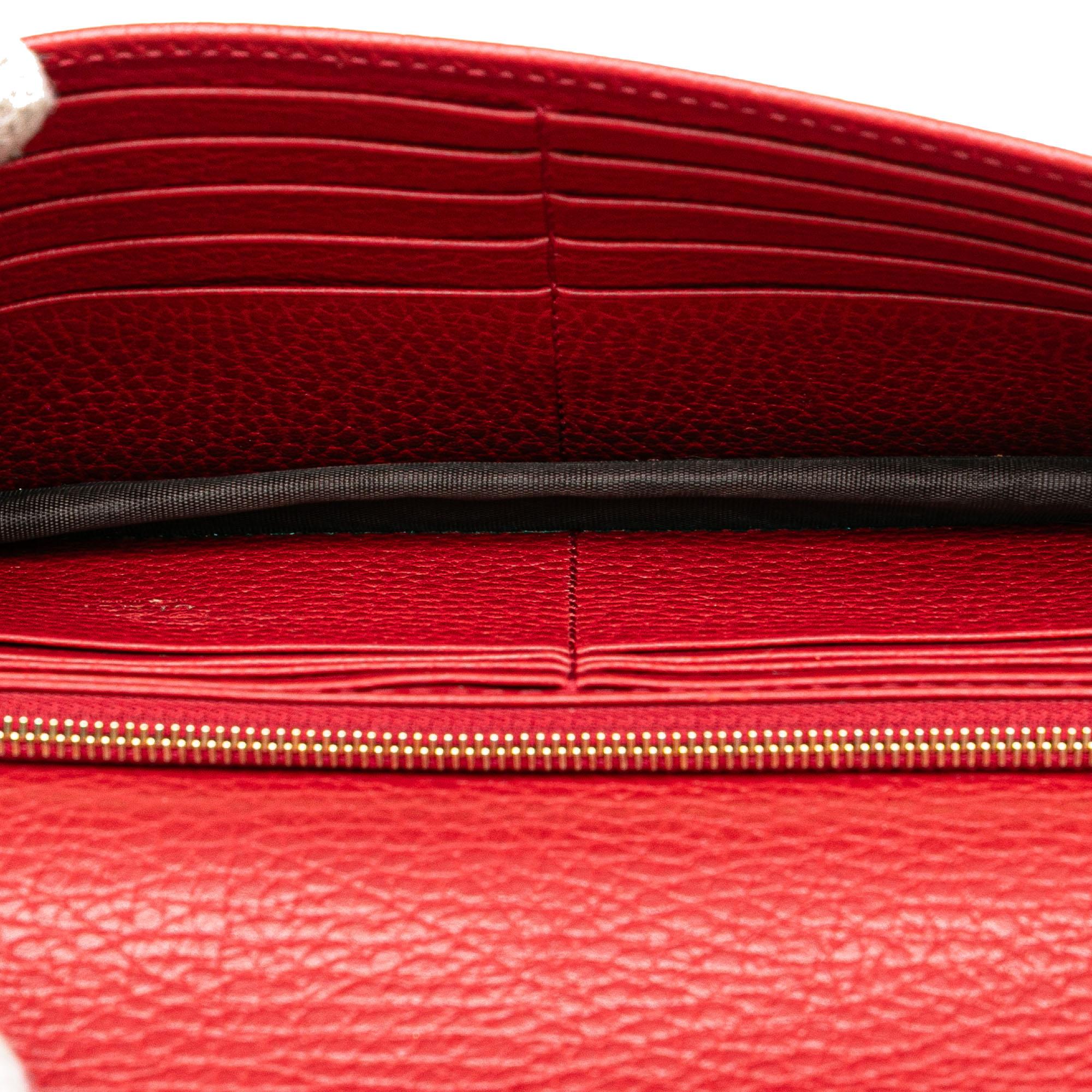 Gucci Leather Interlocking G Dollar Wallet on Chain