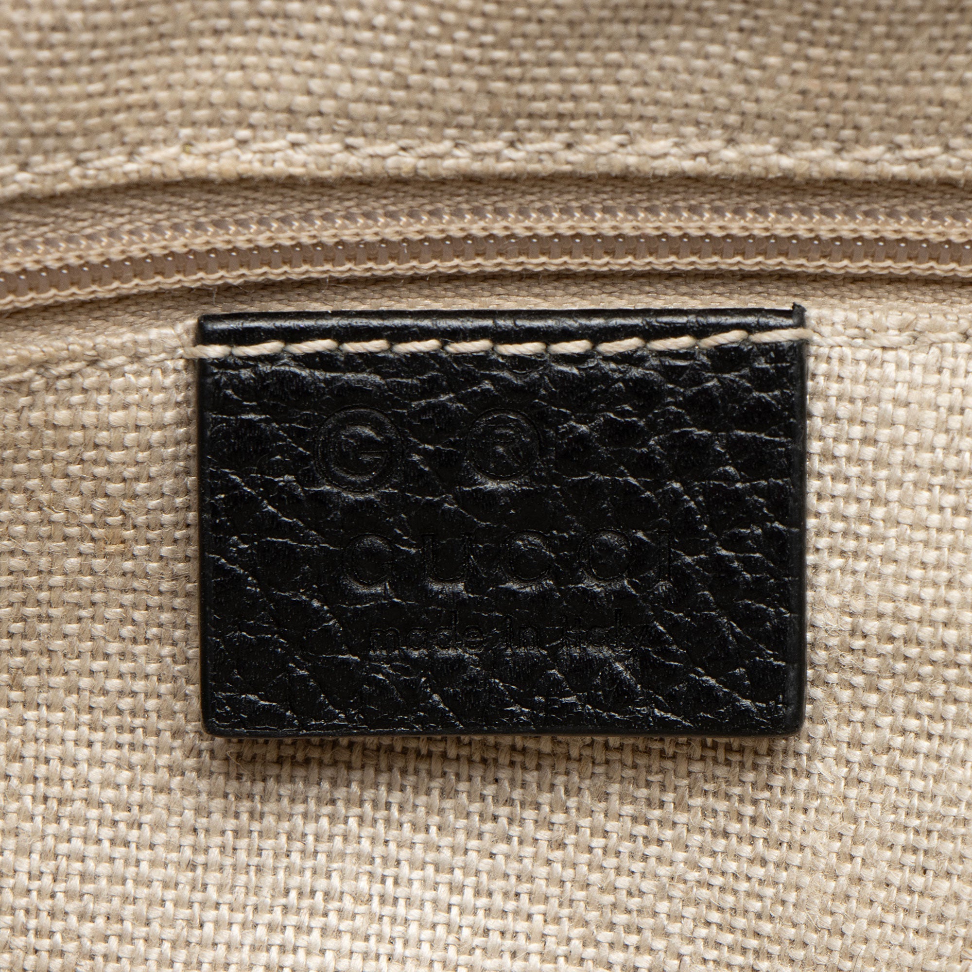 Gucci Leather Interlocking G Small Top Handle (SHF-WY9c47)