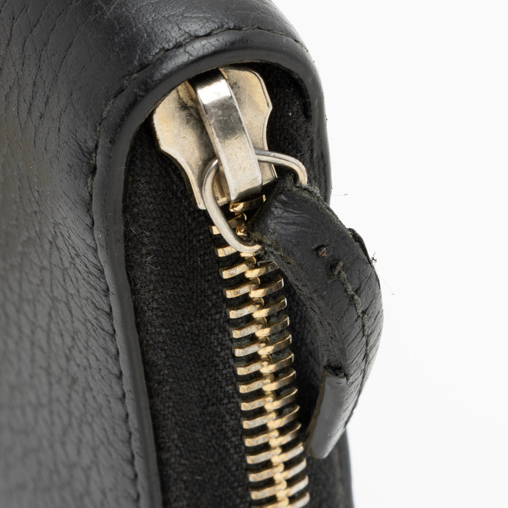 Gucci Leather Interlocking G Betty Zip Around Wallet (SHF-23831)