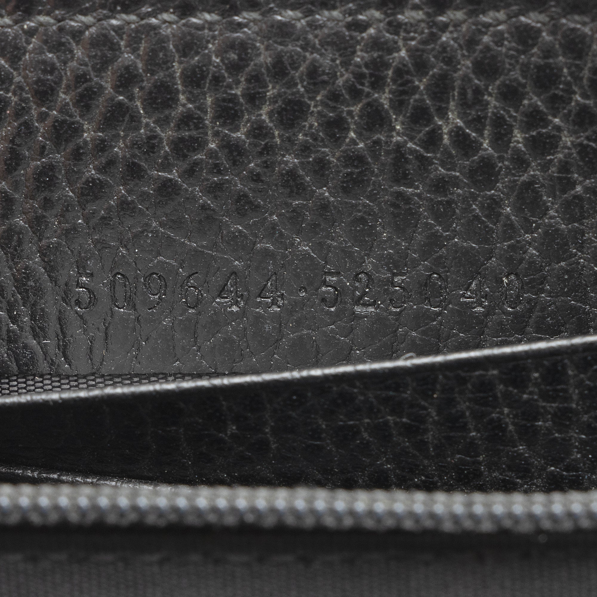 Gucci Leather Interlocking G Betty Zip Around Wallet (SHF-23831)