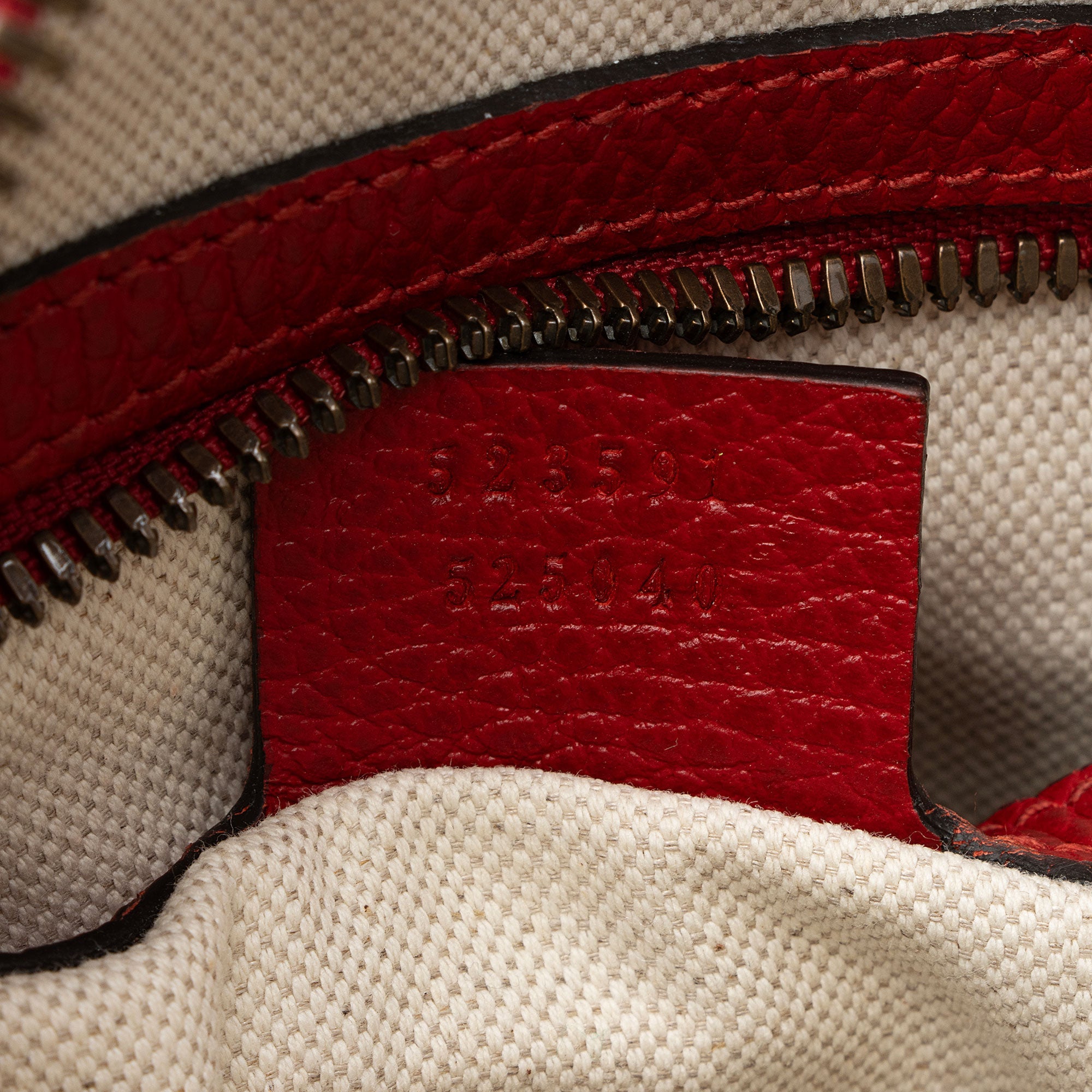 Gucci Leather Logo Messenger