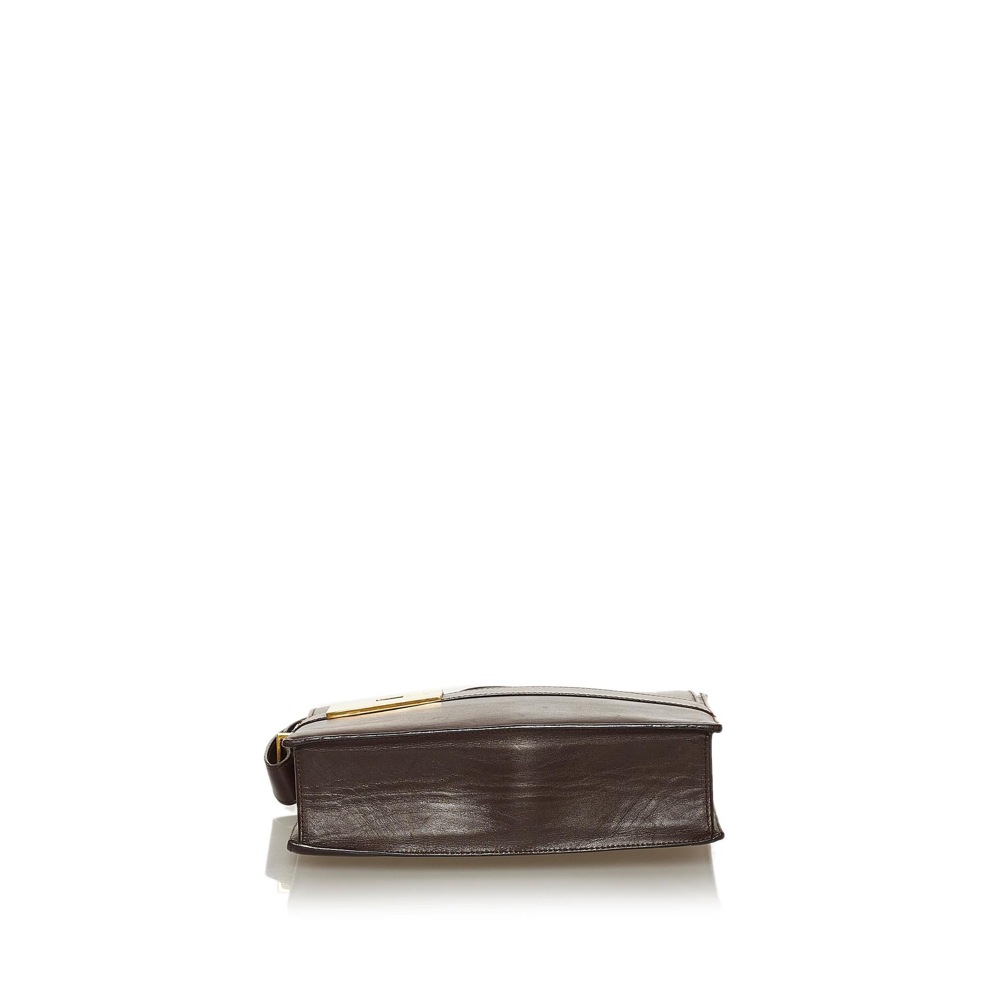 Gucci Leather Shoulder Bag (SHG-29096)