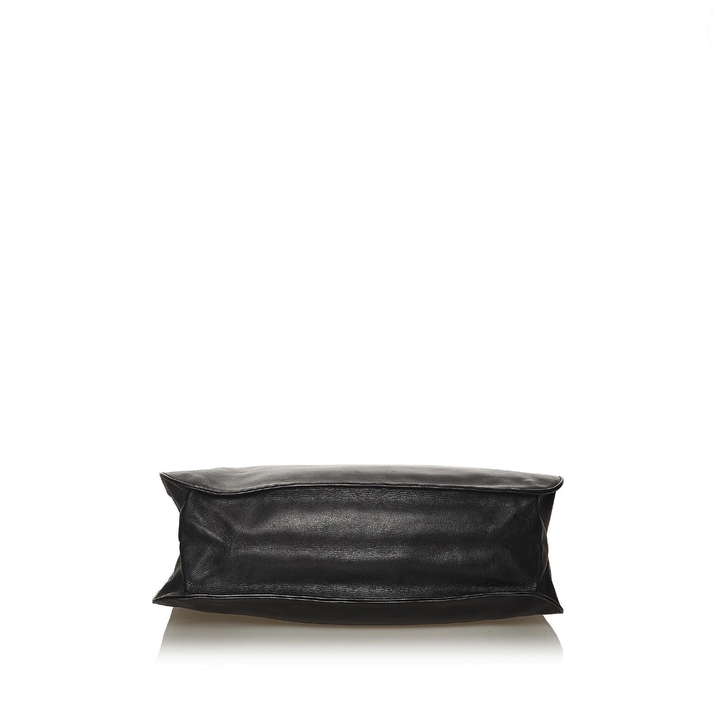Gucci Leather Shoulder Bag (SHG-29237)