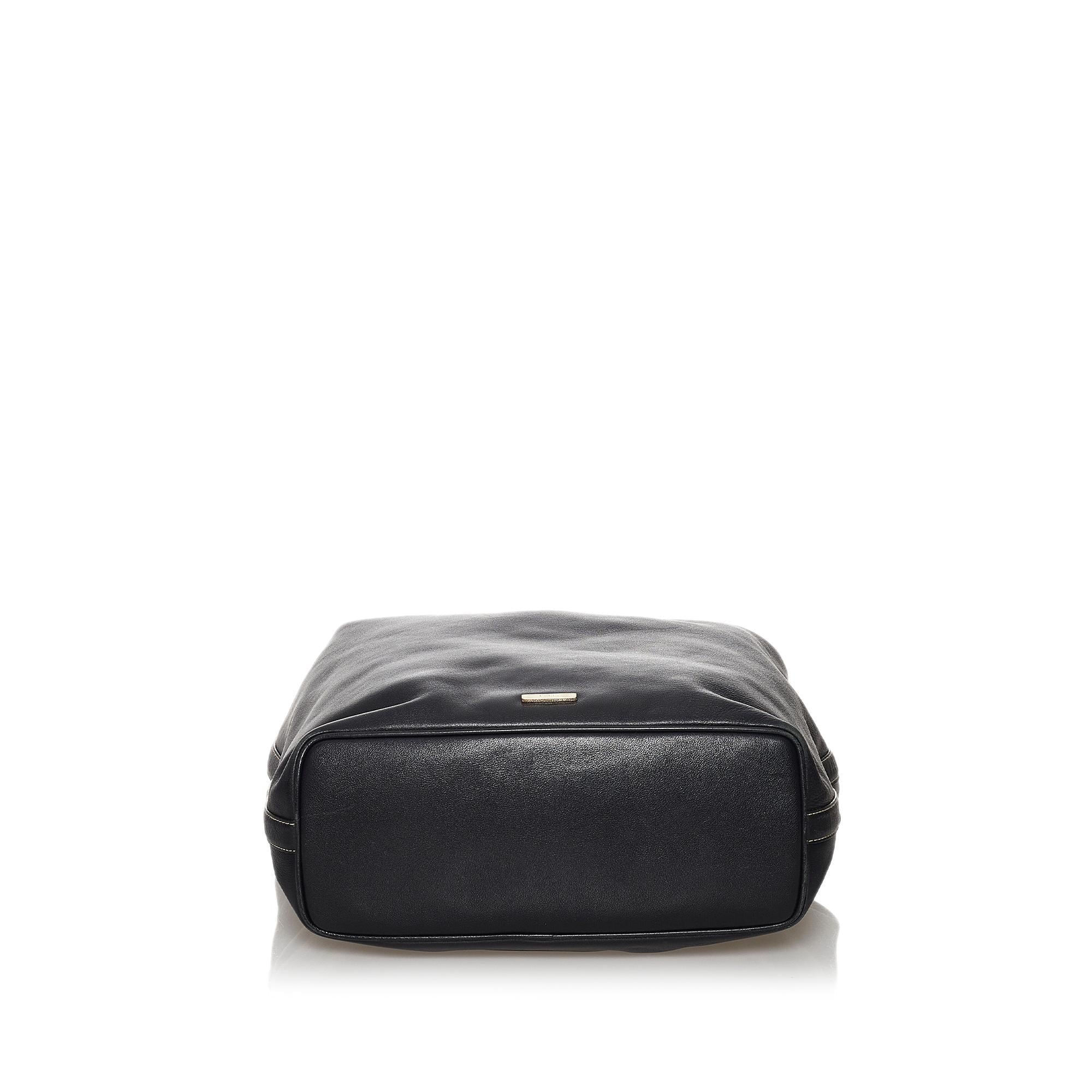 Gucci Leather Shoulder Bag (SHG-30521)