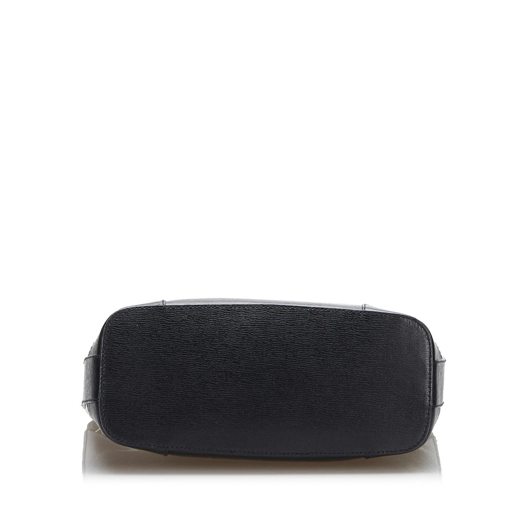 Gucci Leather Shoulder Bag (SHG-YBSEzN)