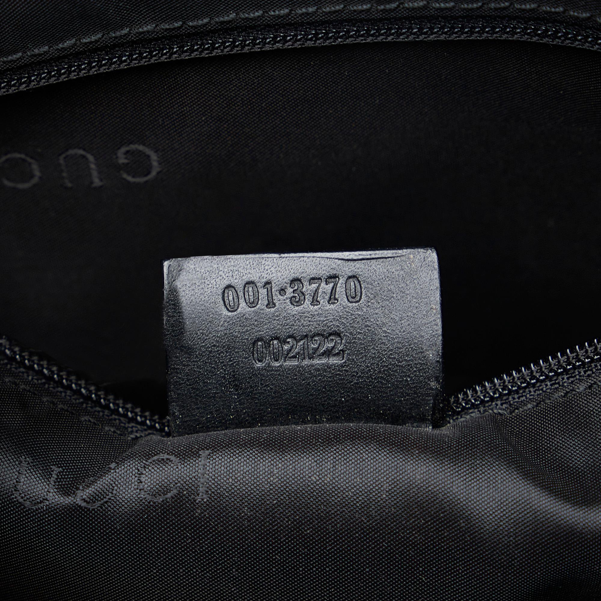 Gucci Leather Shoulder Bag (SHG-aiPihI)