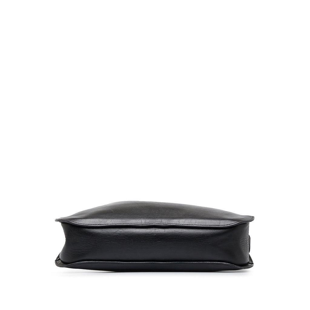 Gucci Leather Shoulder Bag (SHG-ewy9vW)