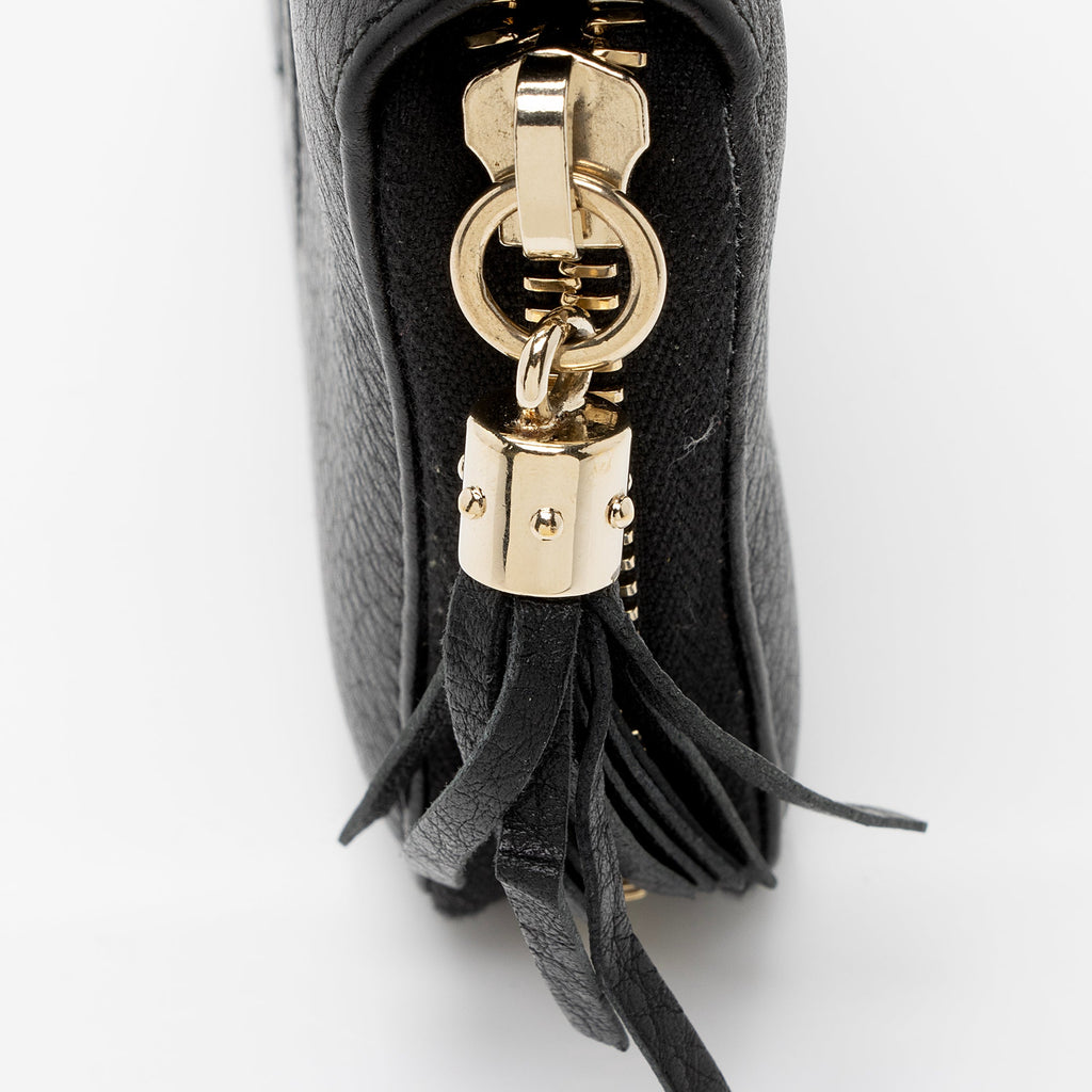 Gucci Leather Soho Compact Zip Around Wallet (SHF-VmdRHb)