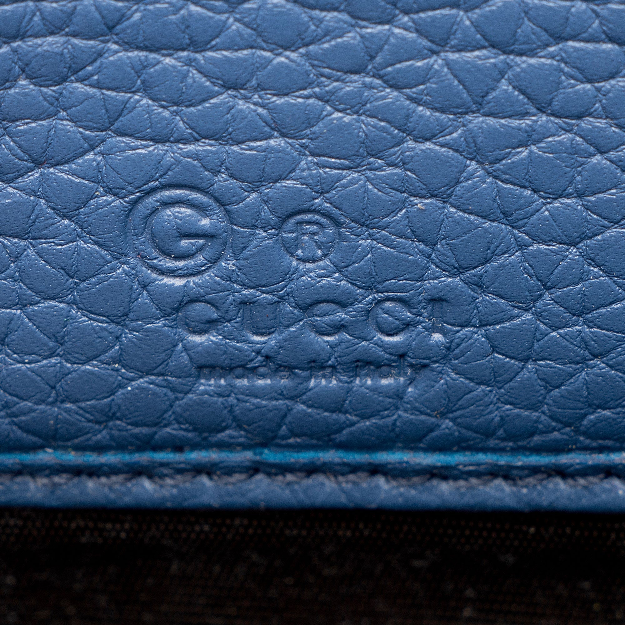 Gucci Leather Soho Compact Zip Around Wallet