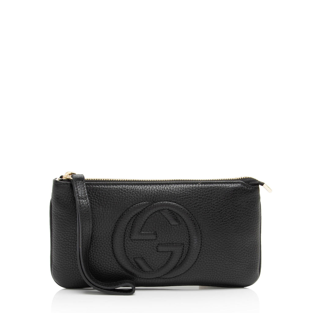 Gucci Leather Soho Wristlet (SHF-tCQd7D)