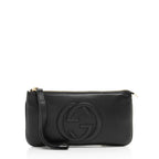 Gucci Leather Soho Wristlet (SHF-tCQd7D)