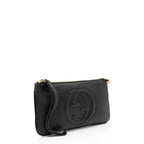 Gucci Leather Soho Wristlet (SHF-tCQd7D)