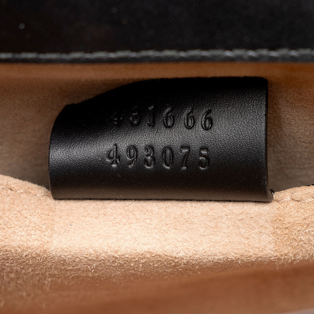 Gucci Leather Sylvie Mini Chain Bag (SHF-2s1qNf)
