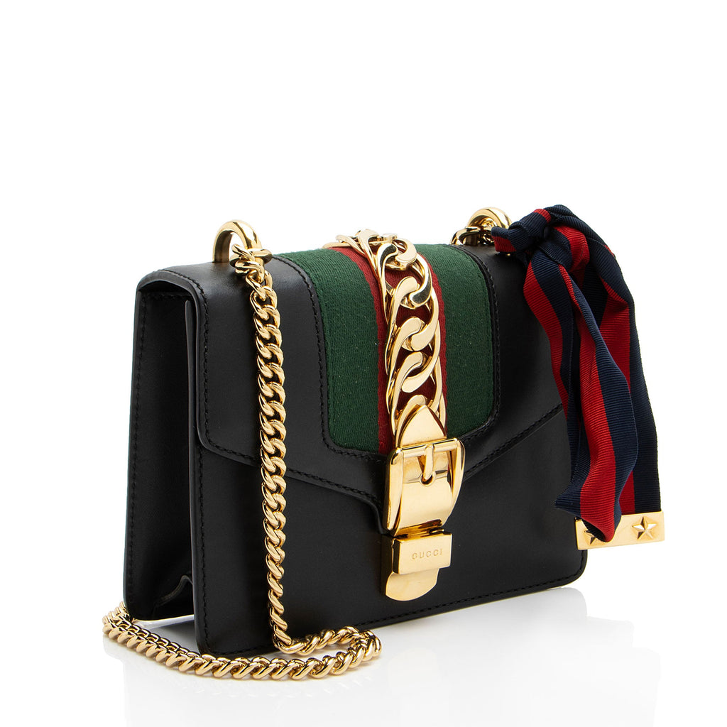 Gucci Leather Sylvie Mini Chain Bag (SHF-c7rwM9)