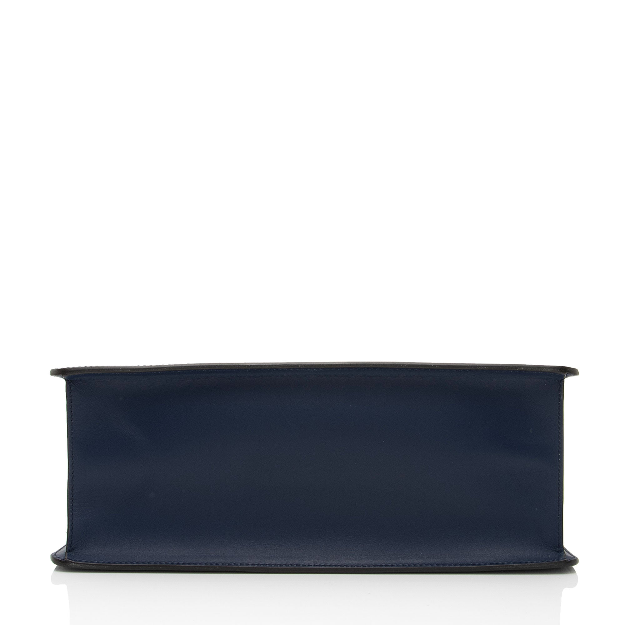 Gucci Leather Sylvie Medium Top Handle (SHF-s5Ji15)