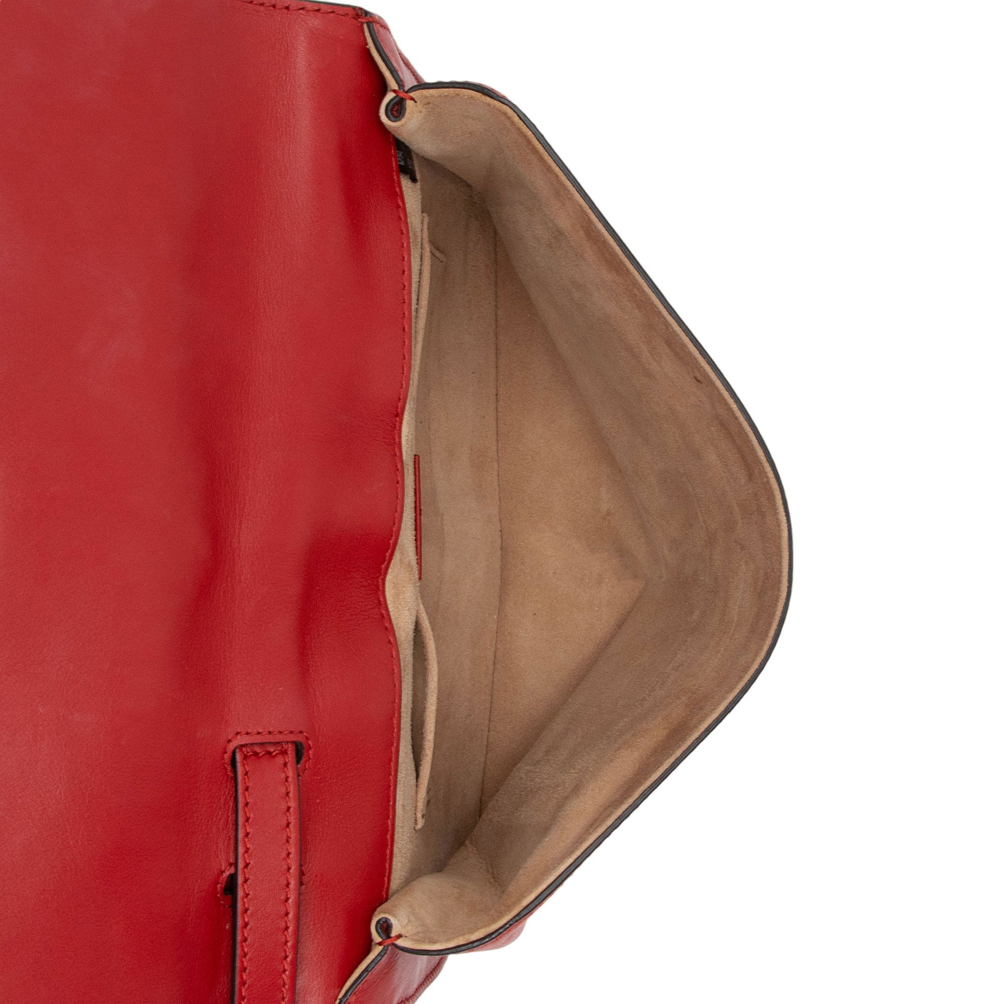 Gucci Leather Sylvie Wristlet (SHF-RDJFQ6)
