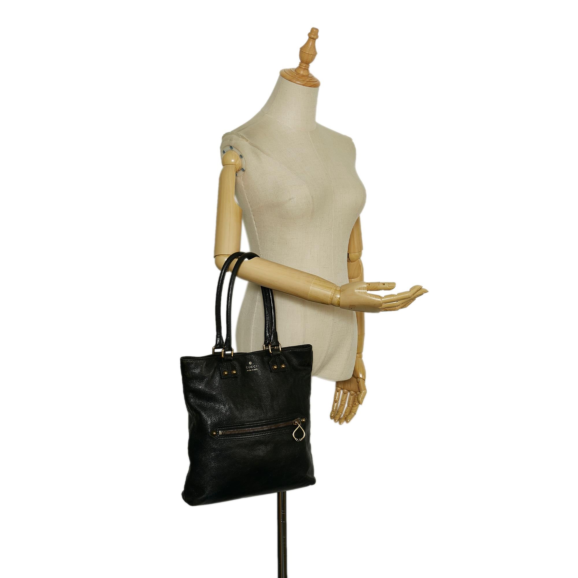 Gucci Leather Tote (SHG-35260)