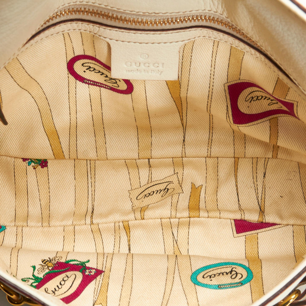 Gucci Leather Wave Baguette (SHG-xT6Xnx)