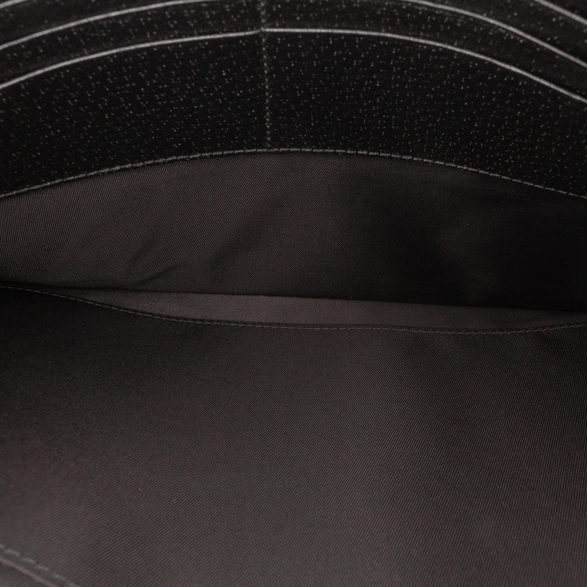 Gucci Leather Web Agora Clutch