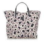 Gucci Leopard Printed Nylon Tote Bag (SHG-32254)
