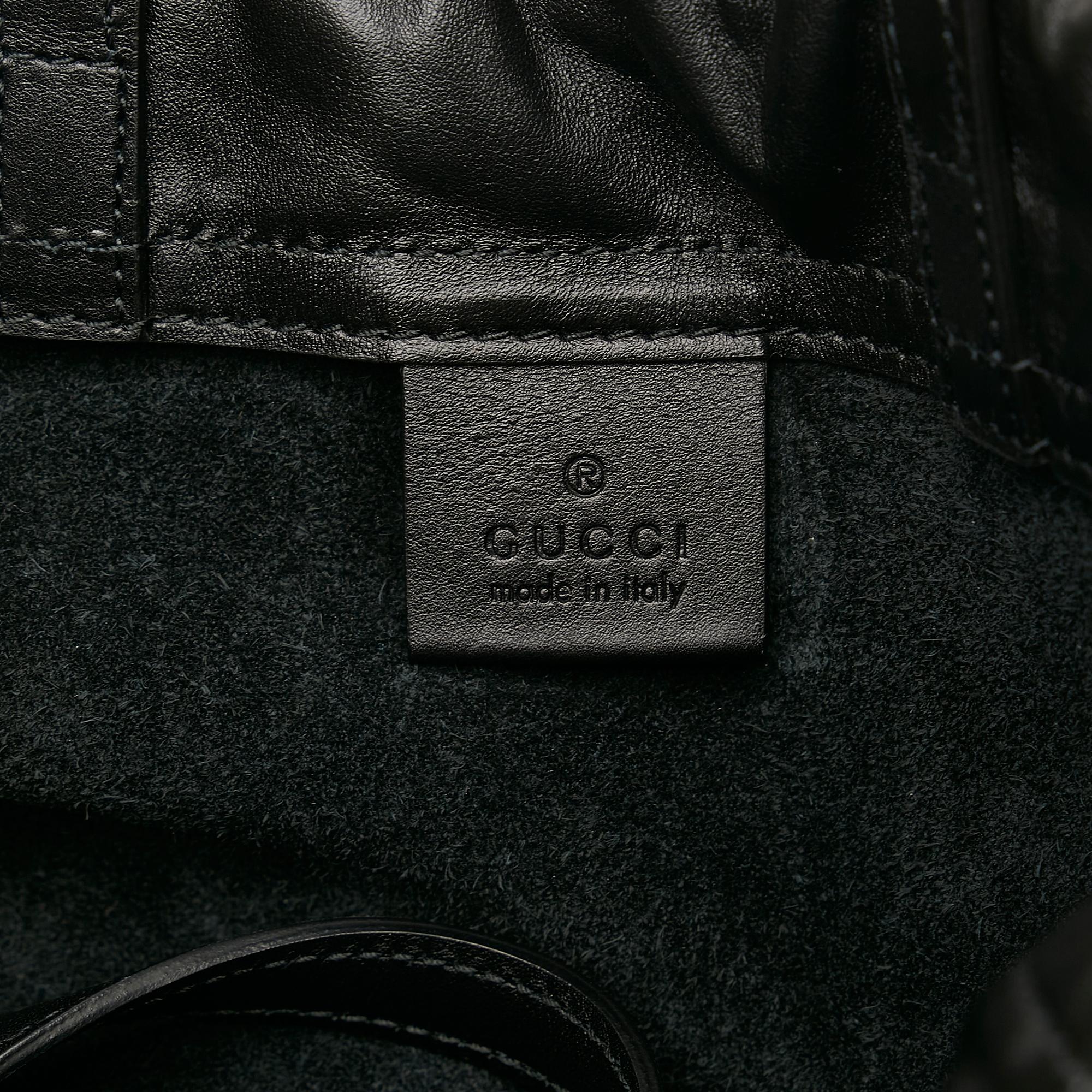 Gucci Logo Drawstring Leather Backpack (SHG-f1YPPC)