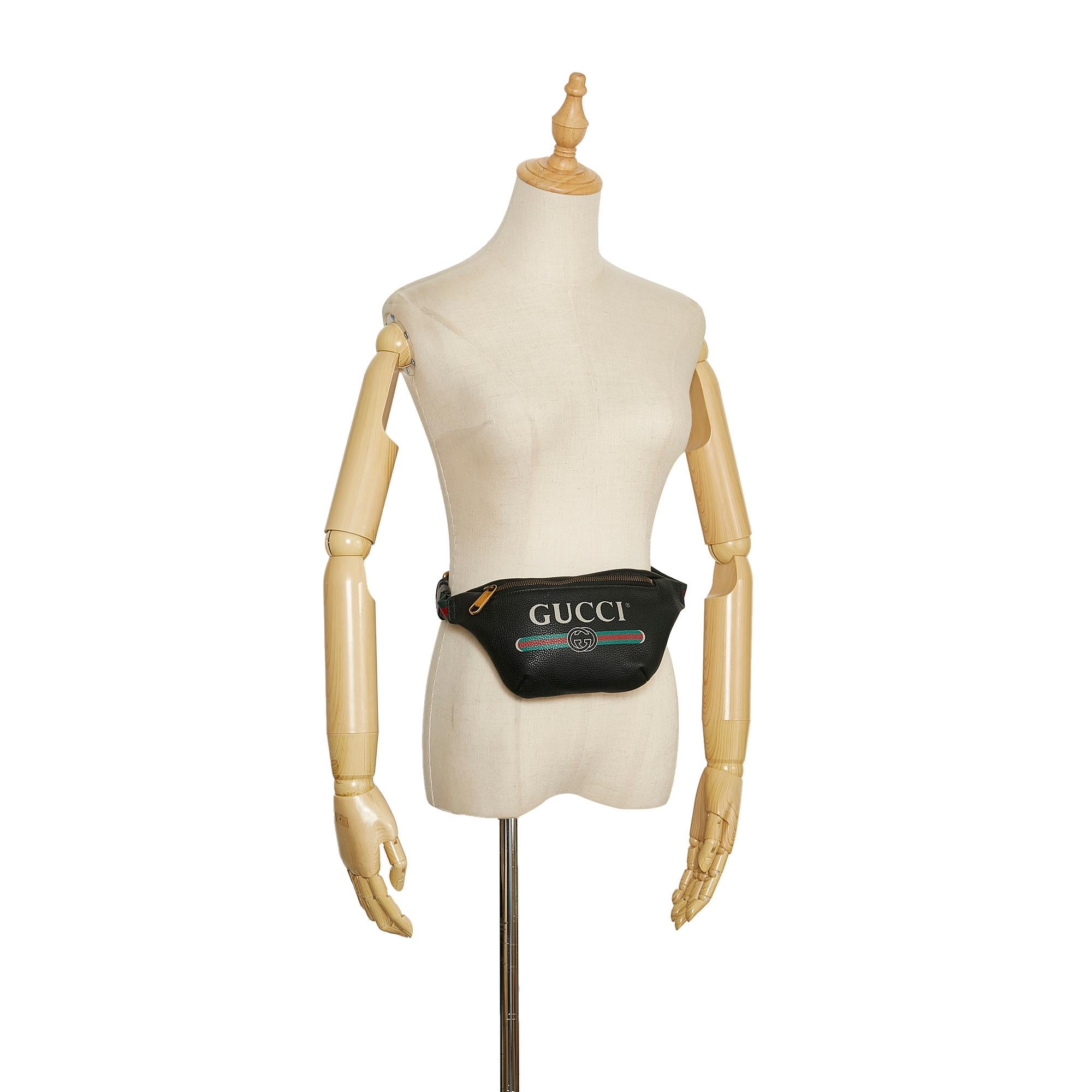 Gucci Logo Leather Belt Bag (SHG-37503)