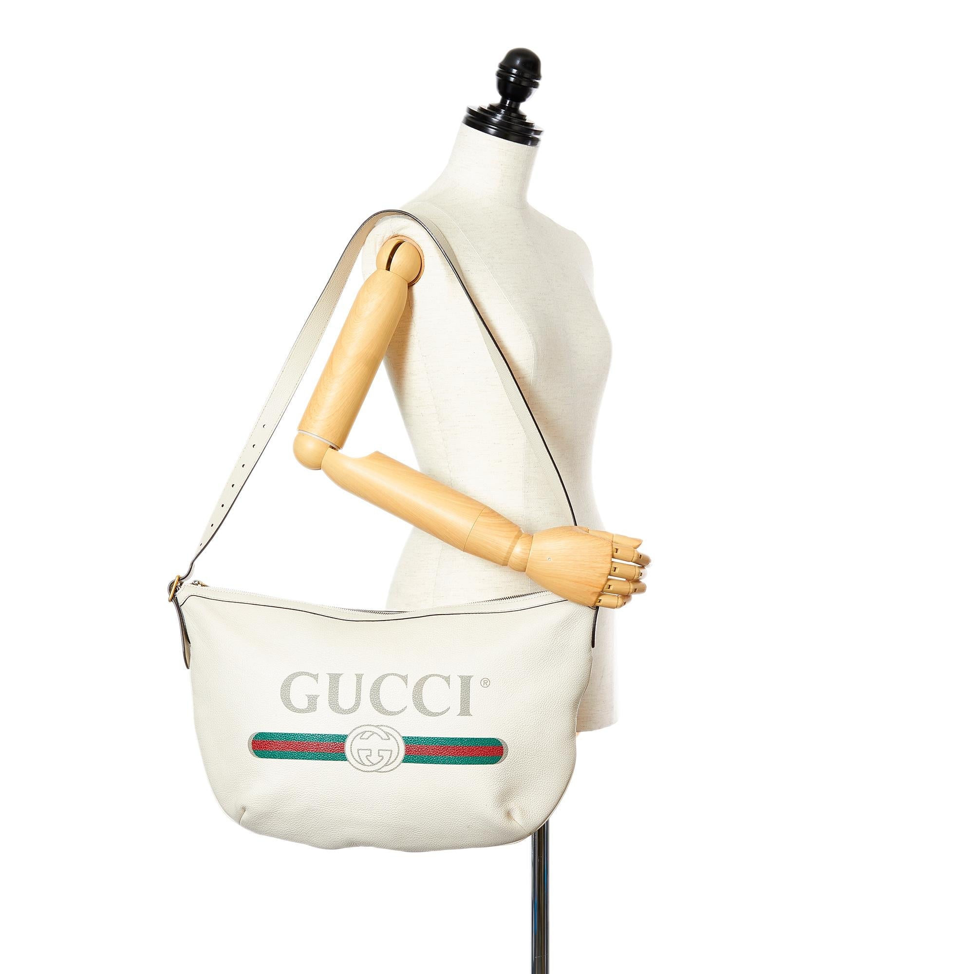 Gucci Logo Leather Shoulder Bag (SHG-31846)