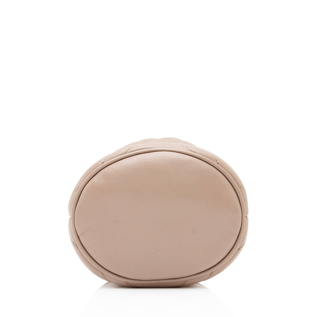 Gucci Matelasse Leather GG Marmont 2.0 Mini Bucket Bag (SHF-lPtWr7)