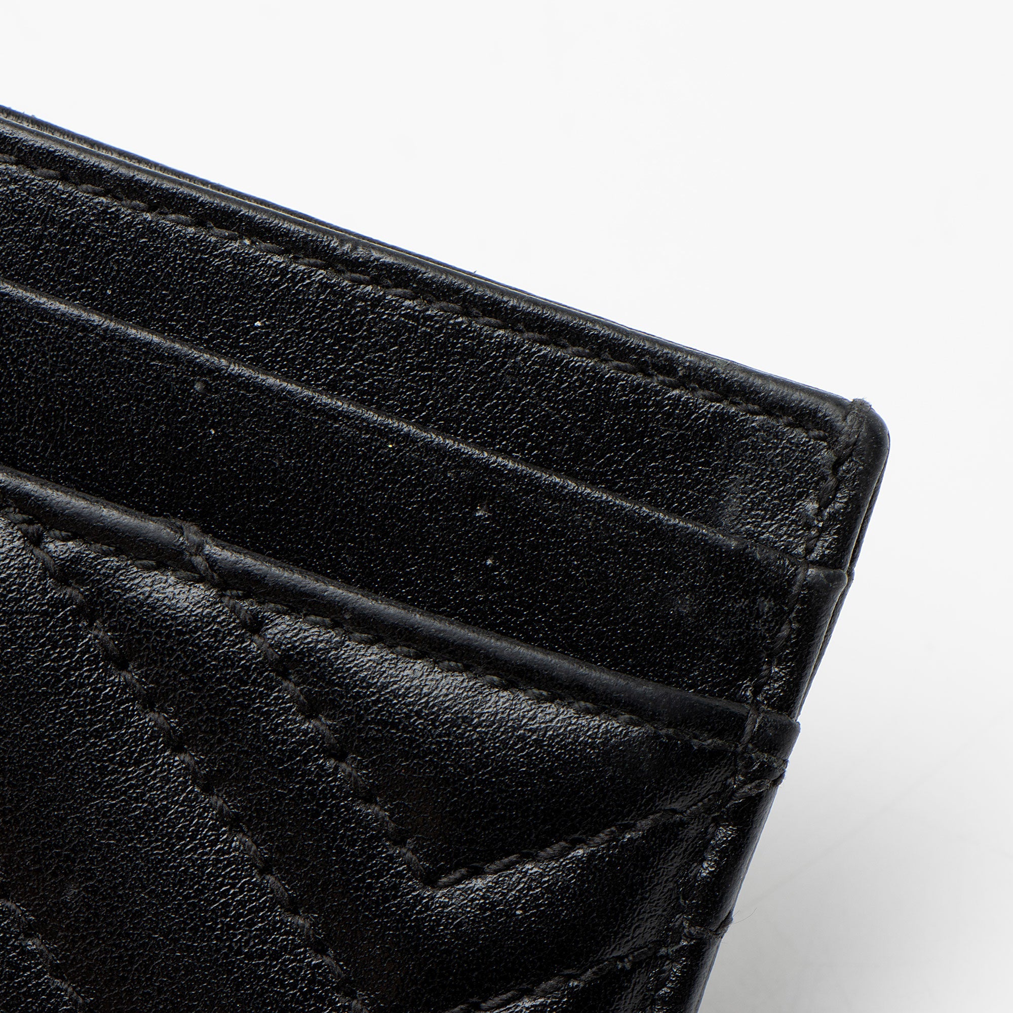 Gucci Matelasse Leather GG Marmont Card Case