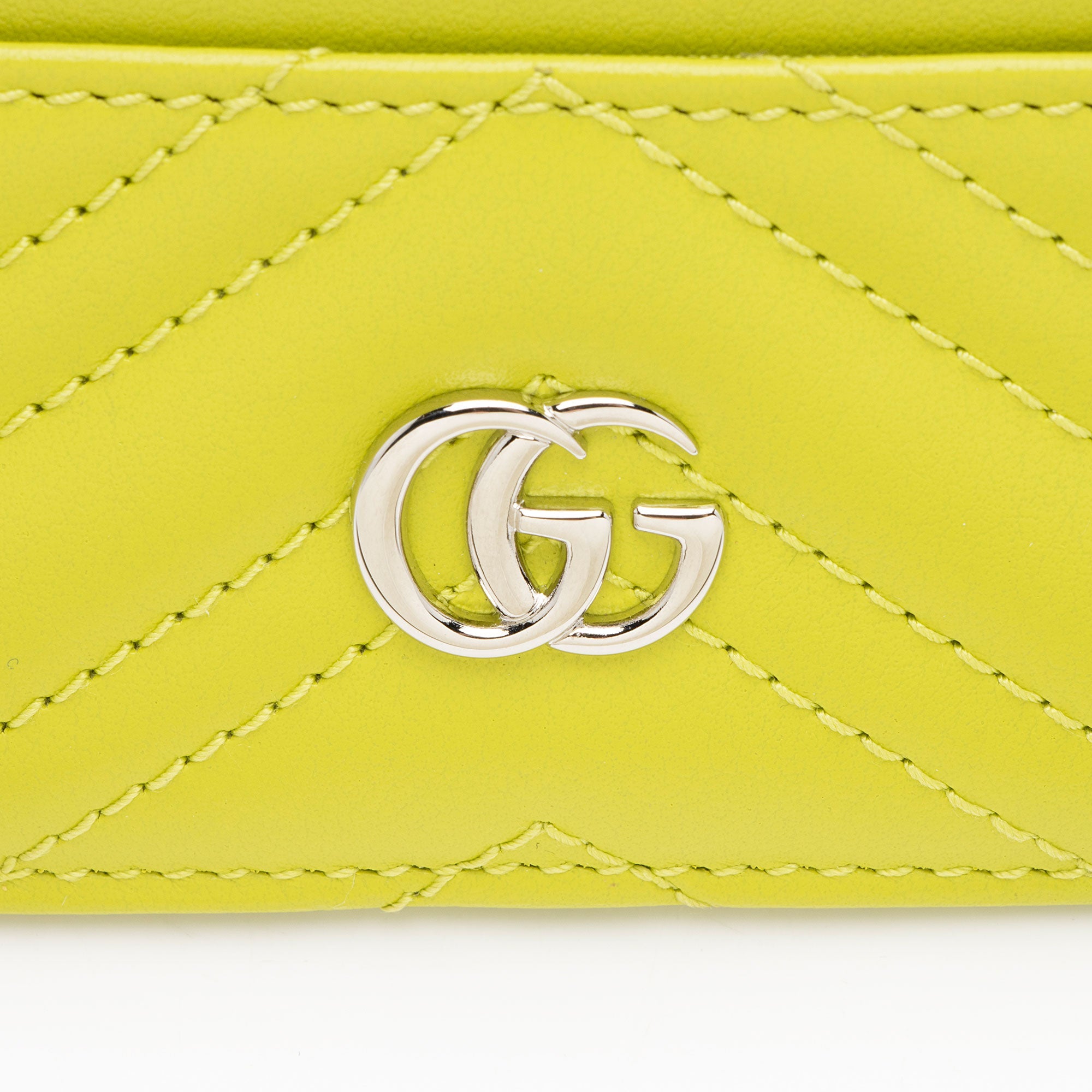 Gucci Matelasse Leather GG Marmont Card Case