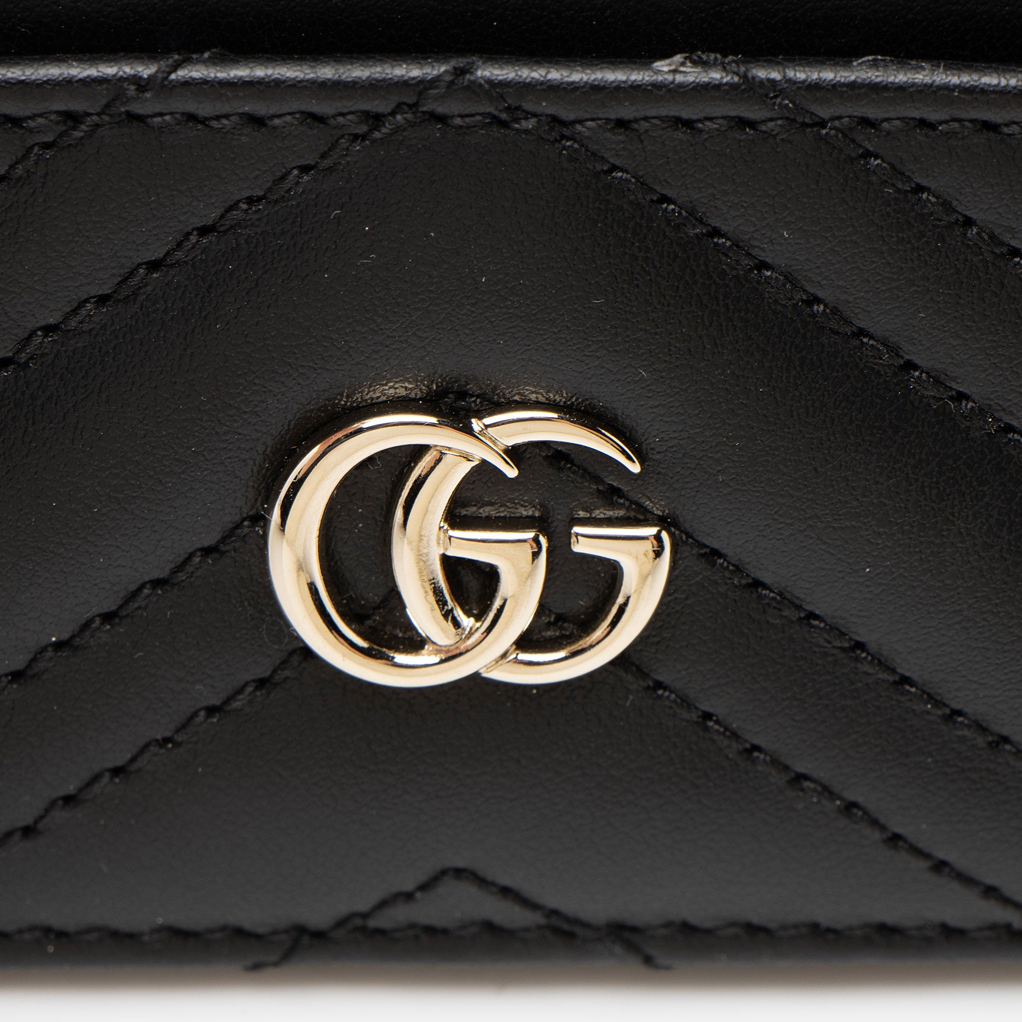 Gucci Matelasse Leather GG Marmont Card Case