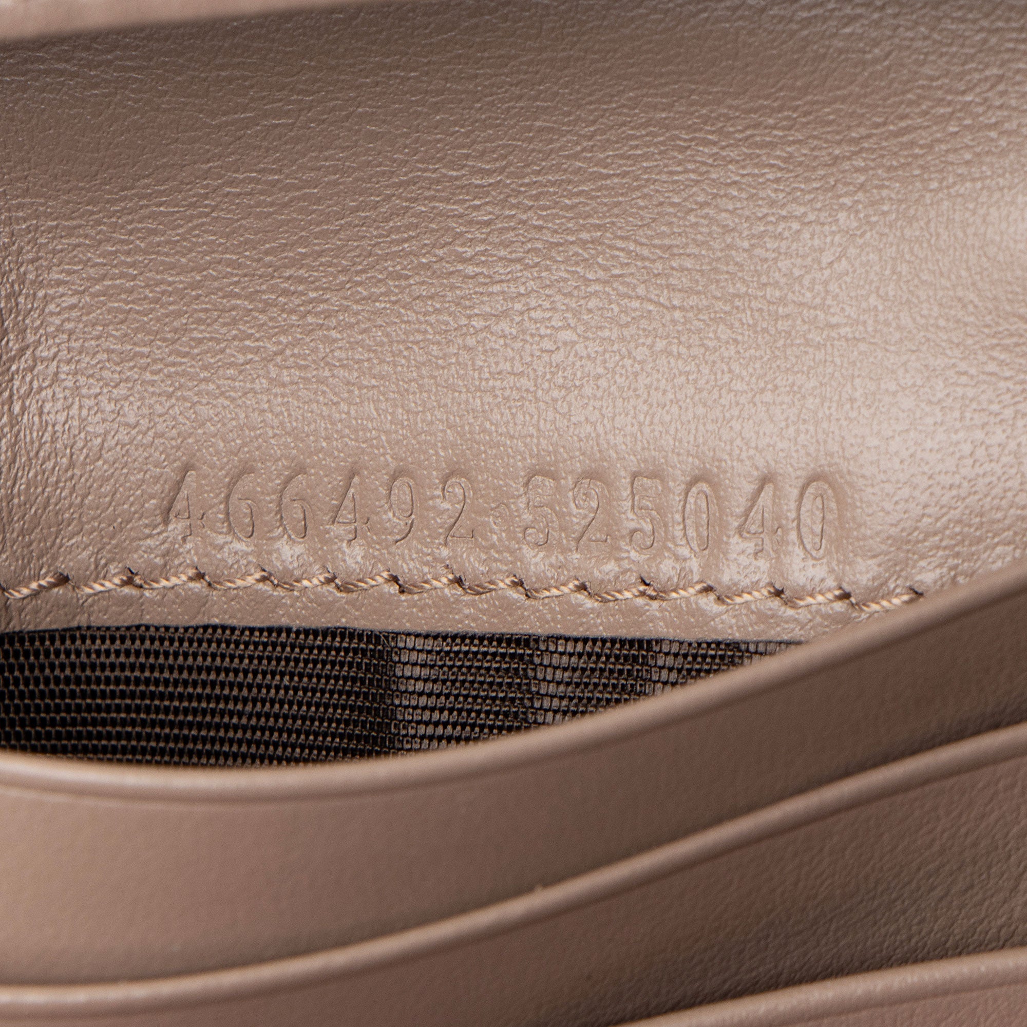 Gucci Matelasse Leather GG Marmont Card Wallet